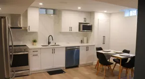 Luxury Brand-New Spacious Apartment in Richmond Hill - Image 4