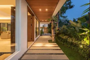 Super Spacious Affordable 6BR Villas in Canggu - Image 4