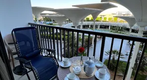 Lovely2 rooms duplex with pool in front AUC - Image 4
