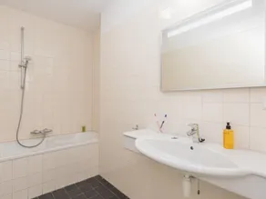 Restyled apartment in Volendam style on the Markermeer - Image 3