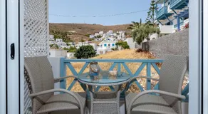 Niriides Luxury Studios - Image 4