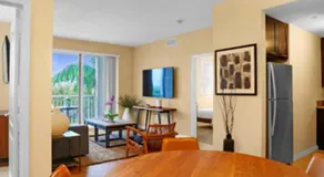 Beautiful Apartment with Pool in Miami - Image 4