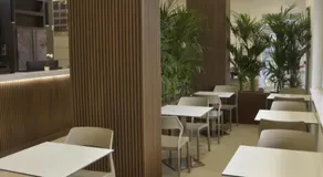 Hotel Floris - Image 5
