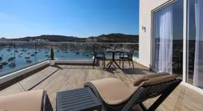 Seaview Stays - Image 5