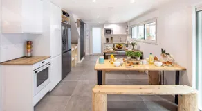 Ted Surf House - Image 3