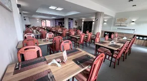 Hotel N - Image 2