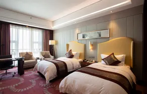 Bairun Zhenjiang International Hotel - Image 3
