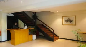 The Avenue Hotel - Image 3