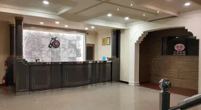 Mei Hua Hotel - Image 2