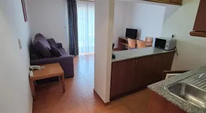 Apartamentos Turísticos Vila Praia - Image 2
