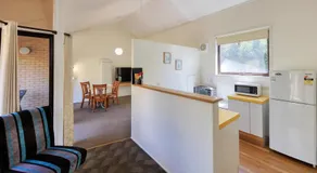 Executive Hideaway - Image 3