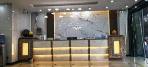 Four Seasons Golden Resources Hotel - Image 3