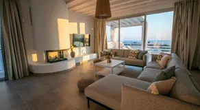 Villa Kyklamino - Unique Villa with stunning Seaview - Image 2