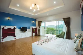 The Location Resort - Image 2