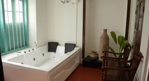 Sara's Heritage Hideaway - Image 3