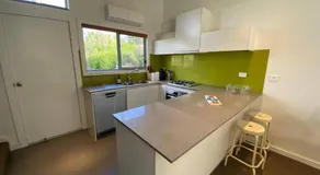 Cosy Work From Home Townhouse 10 Mins From City - Hosted by CanStay - Image 4