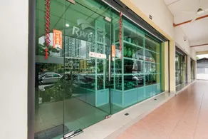 OYO 301 River Inn Hotel - Image 4