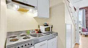 Stemmerman Suite on Front! Perfect location in the Heart of Downtown! - Image 5