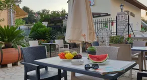Villa Kormos Apart Hotel - Image 3