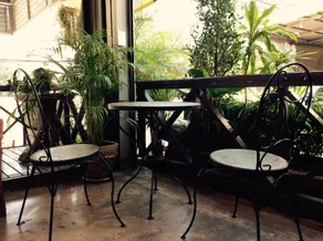 EZ House - Image 3