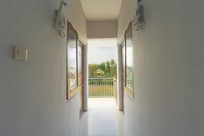 OYO 1542 Yessy Mansion - Image 5