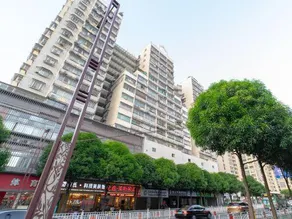 Laisidun Hotel (Foshan Lingnan Tiandi Ancestral Temple Subway Station) - Image 4