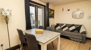 Pet Friendly Home in Chelmsford-Hot Tub-Sleeps 6 - Image 5