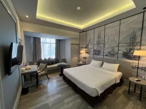 Three R Hotel - Image 2
