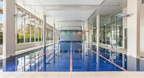 Stylish 1 bdrm Camperdown - Car park, Gym & Pool - Image 3