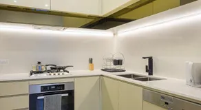 Premium location one bedroom APT with secure car parking - 5 mins Train, Shops - Image 5
