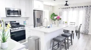 Newly Remodeled Pool Villa-Fast WiFi -Summerlin - Image 3