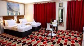 Tanha Park Hotel - Image 2