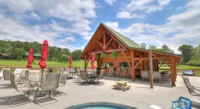 Beautiful View! Log cabin,Fireplace,Hot Tub,Arcade,Pool,Fishing - Image 4