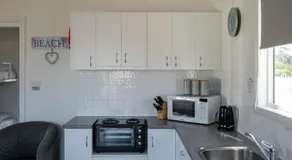 Greens Beach Caravan Park - Image 5