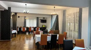Pensiunea Cabana Veverita Valea Doftanei - Image 2