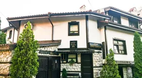 Petkov Family Hotel - Self check-in - Image 2