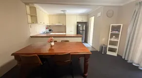 Harbour Sails Motor Inn - Image 3
