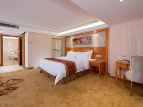 Vienna Hotel Zhongshan Bus Station - Image 3