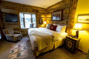 Bentwood Inn - Image 2