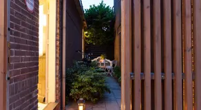 Darley's - Image 4