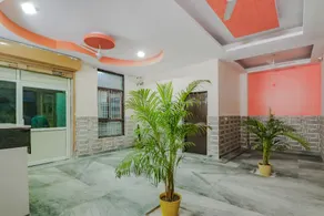 Hotel O Primrose Hotel's Near Noida Sector 76 Metro Station - Image 4