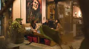 Dulan The Travel Bug Bistro Inn - Image 3