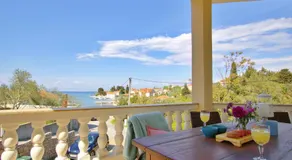 Sunshine Place by the beach - Image 2