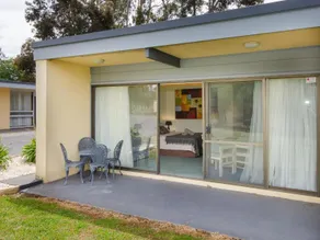William Macintosh Motor Lodge - Image 5