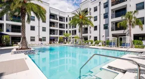 Landing Modern Apartment with Amazing Amenities (ID7569X07) - Image 3