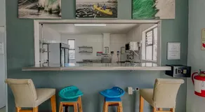 Zzzone Boutique Hostel - Image 5