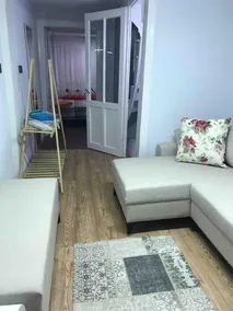 MERKEZDE 3 KATLI BAHÇELİ RUM EVİ - Image 4