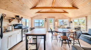 Waterfront Rockwood Resort with Private Beach and BBQ - Image 3