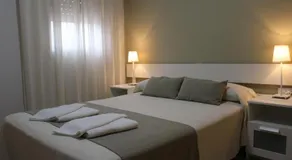 Apartamentos Bolonia Paraiso - Image 2