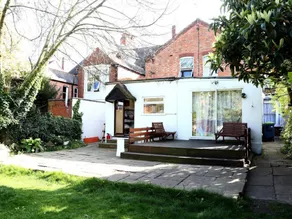 Campbells Guest House - Image 2